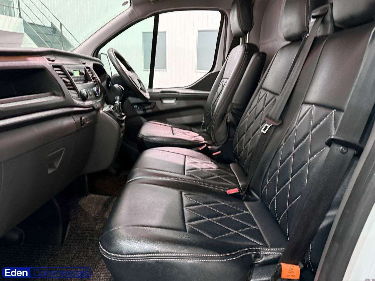 A 2018 FORD TRANSIT CUSTOM 2.0 300 EcoBlue Panel Van 5dr Diesel Manual L2 H1 Euro 6 (105 ps) * NO VAT A 2018 FORD TRANSIT CUSTOM 2.0 300 EcoBlue Panel Van 5dr Diesel Manual L2 H1 Euro 6 (105 ps) * NO VAT