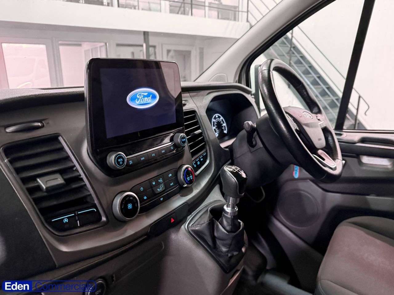 A 2021 FORD TRANSIT CUSTOM 2.0 340 EcoBlue Trend Panel Van 5dr Diesel Manual L2 H1 Euro 6 (s/s) (130 p A 2021 FORD TRANSIT CUSTOM 2.0 340 EcoBlue Trend Panel Van 5dr Diesel Manual L2 H1 Euro 6 (s/s) (130 p
