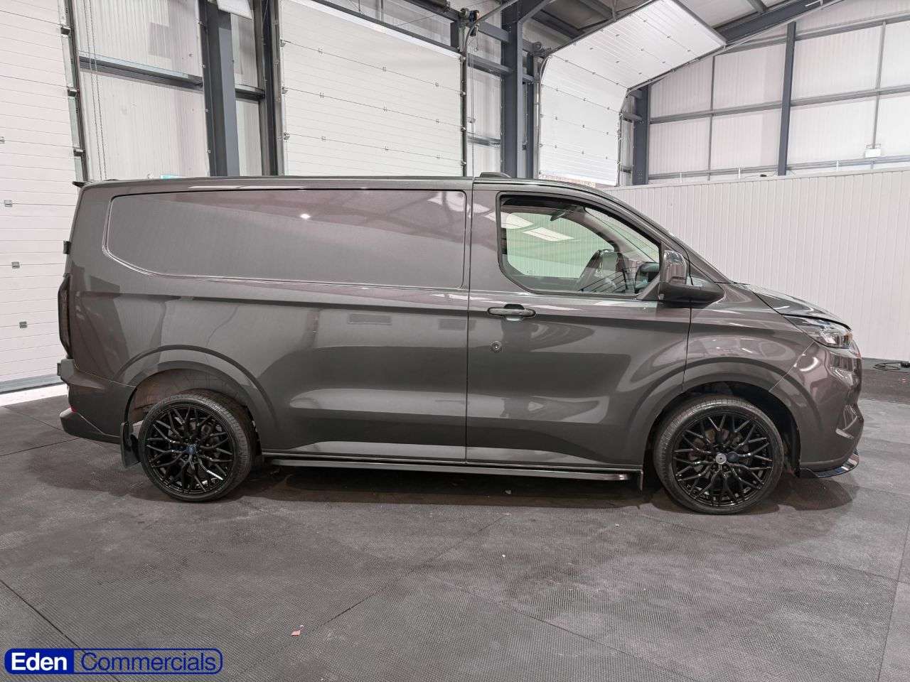 A 2024 FORD TRANSIT CUSTOM 2.0 300 EcoBlue Limited L1 H1 Euro 6 (s/s) (136 ps) RAC APPROVED DEALER 200 A 2024 FORD TRANSIT CUSTOM 2.0 300 EcoBlue Limited L1 H1 Euro 6 (s/s) (136 ps) RAC APPROVED DEALER 200