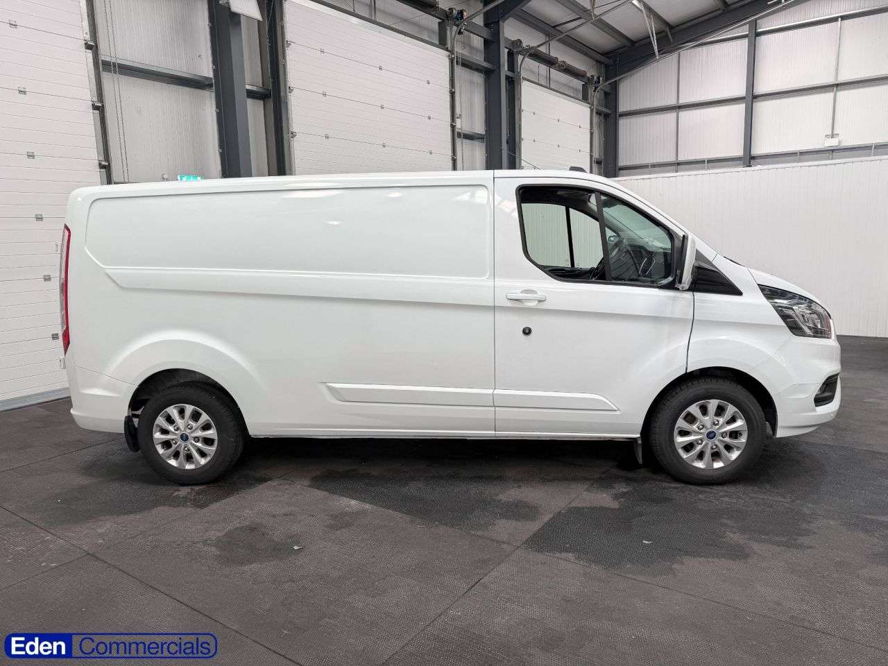 A 2023 FORD TRANSIT CUSTOM 2.0 320 EcoBlue Limited L2 H1 Euro 6 (s/s) (130 ps) AIR CON + EURO 6 + LWB A 2023 FORD TRANSIT CUSTOM 2.0 320 EcoBlue Limited L2 H1 Euro 6 (s/s) (130 ps) AIR CON + EURO 6 + LWB
