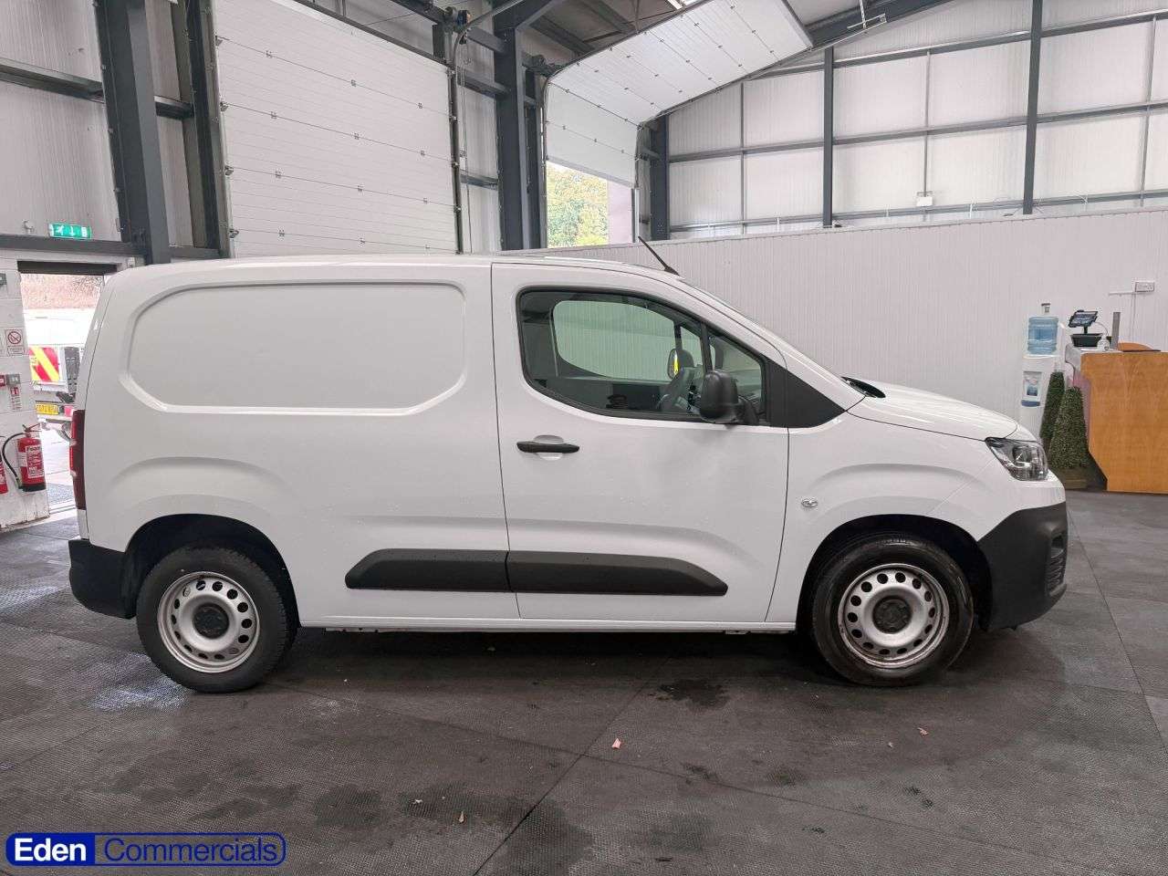 A 2023 CITROEN BERLINGO 1.5 BlueHDi 1000 Enterprise Edition M SWB Euro 6 (s/s) (100 ps) AIR CON + M A 2023 CITROEN BERLINGO 1.5 BlueHDi 1000 Enterprise Edition M SWB Euro 6 (s/s) (100 ps) AIR CON + M