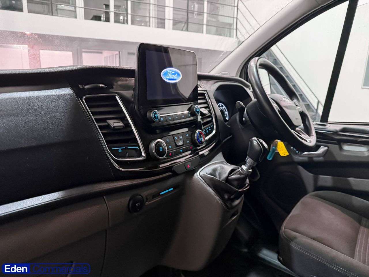 A 2023 FORD TRANSIT CUSTOM 2.0 300 EcoBlue Limited L1 H1 Euro 6 (s/s) (130 ps) AIR CON + EURO 6 + SWB A 2023 FORD TRANSIT CUSTOM 2.0 300 EcoBlue Limited L1 H1 Euro 6 (s/s) (130 ps) AIR CON + EURO 6 + SWB
