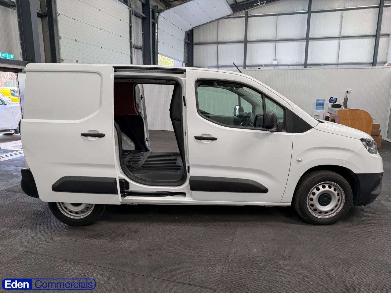 A 2022 TOYOTA PROACE CITY 1.5 BlueHDi Active Short Diesel Manual SWB Euro 6 (s/s) (100 bhp) A 2022 TOYOTA PROACE CITY 1.5 BlueHDi Active Short Diesel Manual SWB Euro 6 (s/s) (100 bhp)