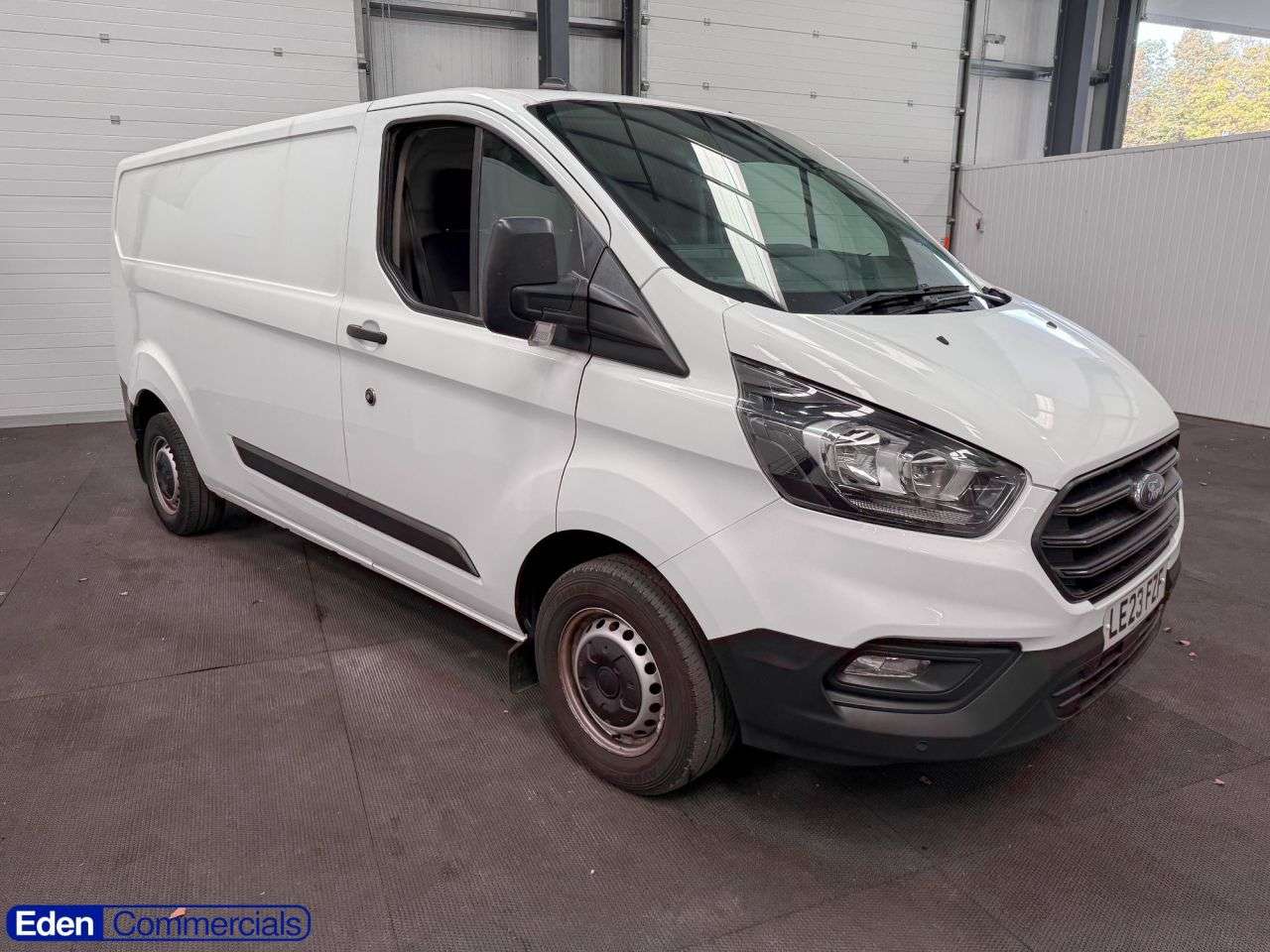 A 2023 FORD TRANSIT CUSTOM 2.0 300 EcoBlue Leader Panel Van 5dr Diesel Manual L2 H1 Euro 6 (s/s) (130 A 2023 FORD TRANSIT CUSTOM 2.0 300 EcoBlue Leader Panel Van 5dr Diesel Manual L2 H1 Euro 6 (s/s) (130