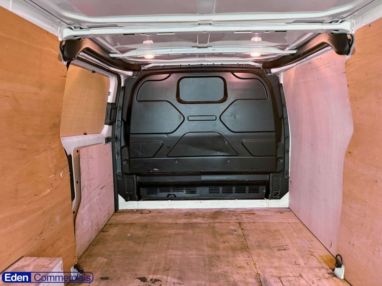 A 2023 FORD TRANSIT CUSTOM 2.0 300 EcoBlue Leader Panel Van 5dr Diesel Manual L2 H1 Euro 6 (s/s) (130 A 2023 FORD TRANSIT CUSTOM 2.0 300 EcoBlue Leader Panel Van 5dr Diesel Manual L2 H1 Euro 6 (s/s) (130