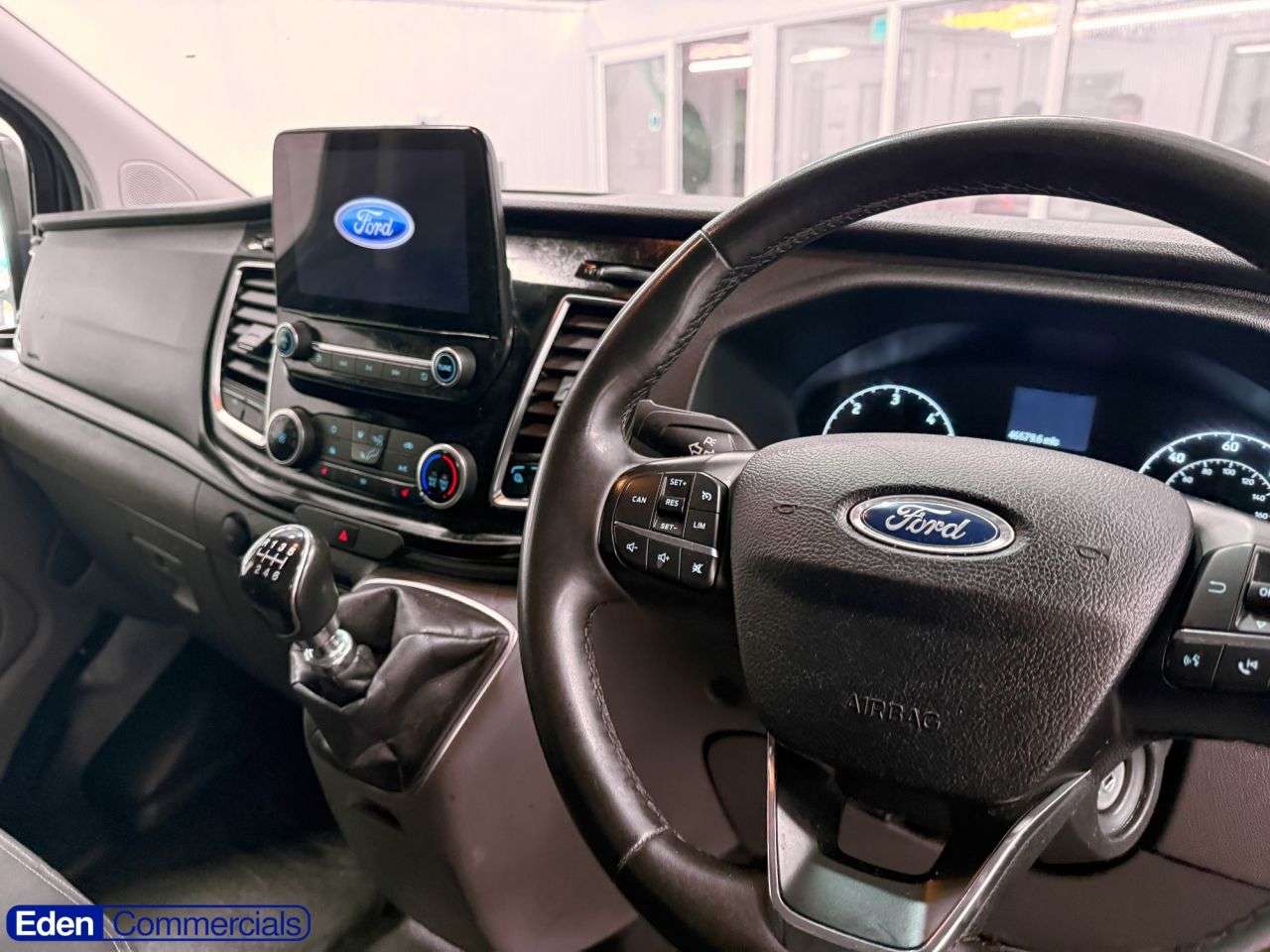 A 2023 FORD TRANSIT CUSTOM 2.0 300 EcoBlue Limited Panel Van 5dr Diesel Manual L2 H1 Euro 6 (s/s) (130 A 2023 FORD TRANSIT CUSTOM 2.0 300 EcoBlue Limited Panel Van 5dr Diesel Manual L2 H1 Euro 6 (s/s) (130