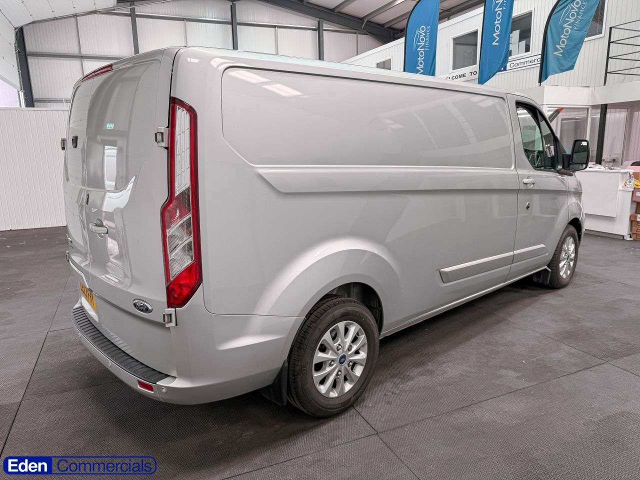A 2023 FORD TRANSIT CUSTOM 2.0 300 EcoBlue Limited L2 H1 Euro 6 (s/s) (130 ps) A 2023 FORD TRANSIT CUSTOM 2.0 300 EcoBlue Limited L2 H1 Euro 6 (s/s) (130 ps)