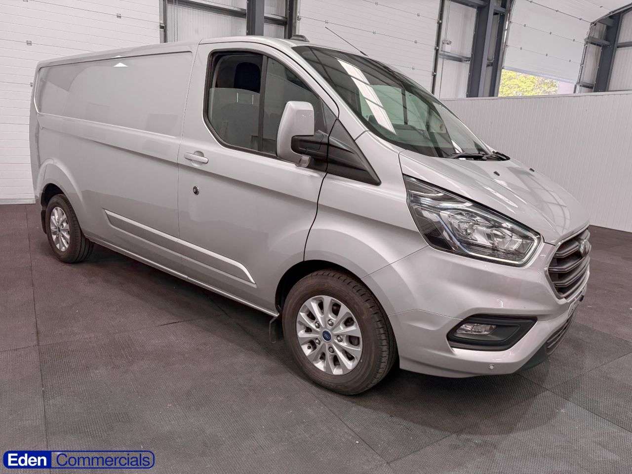 A 2023 FORD TRANSIT CUSTOM 2.0 300 EcoBlue Limited L2 H1 Euro 6 (s/s) (130 ps) A 2023 FORD TRANSIT CUSTOM 2.0 300 EcoBlue Limited L2 H1 Euro 6 (s/s) (130 ps)
