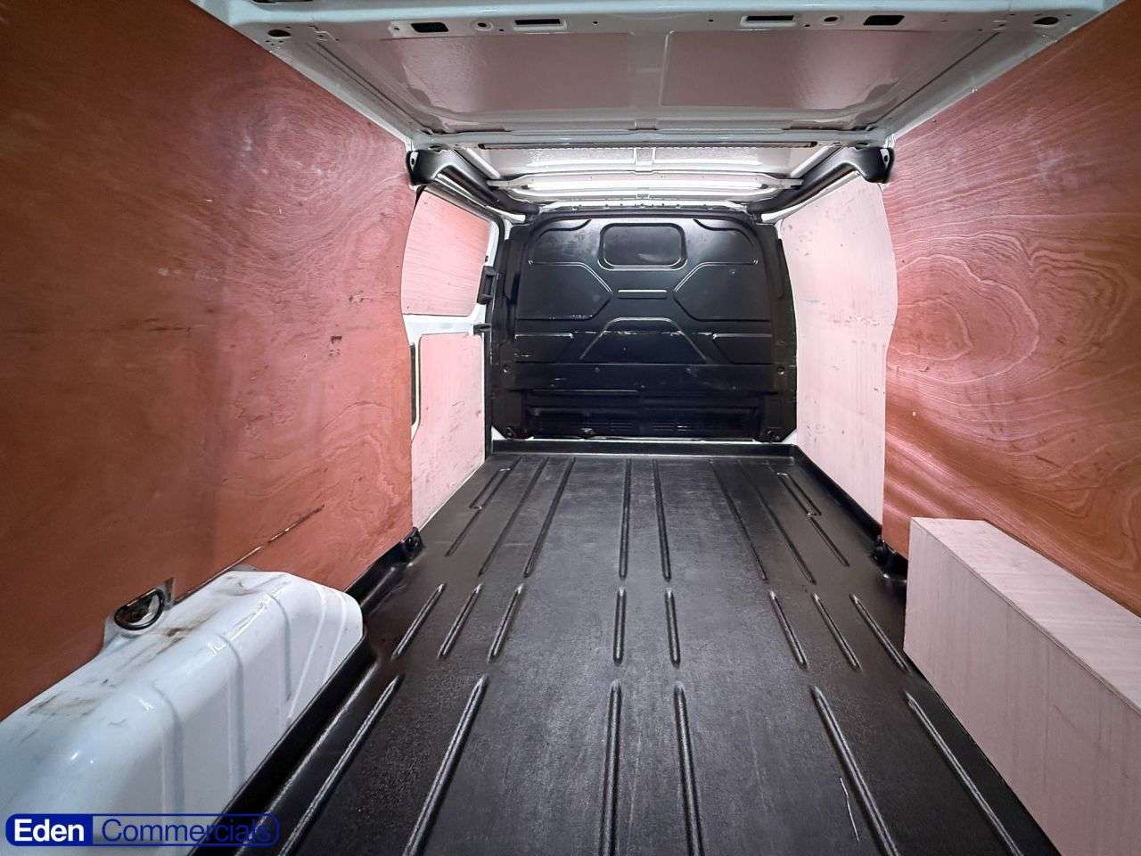 A 2023 FORD TRANSIT CUSTOM 2.0 300 EcoBlue Limited L2 H1 Euro 6 (s/s) (130 ps) AIR CON + MEDIA SCREEN A 2023 FORD TRANSIT CUSTOM 2.0 300 EcoBlue Limited L2 H1 Euro 6 (s/s) (130 ps) AIR CON + MEDIA SCREEN