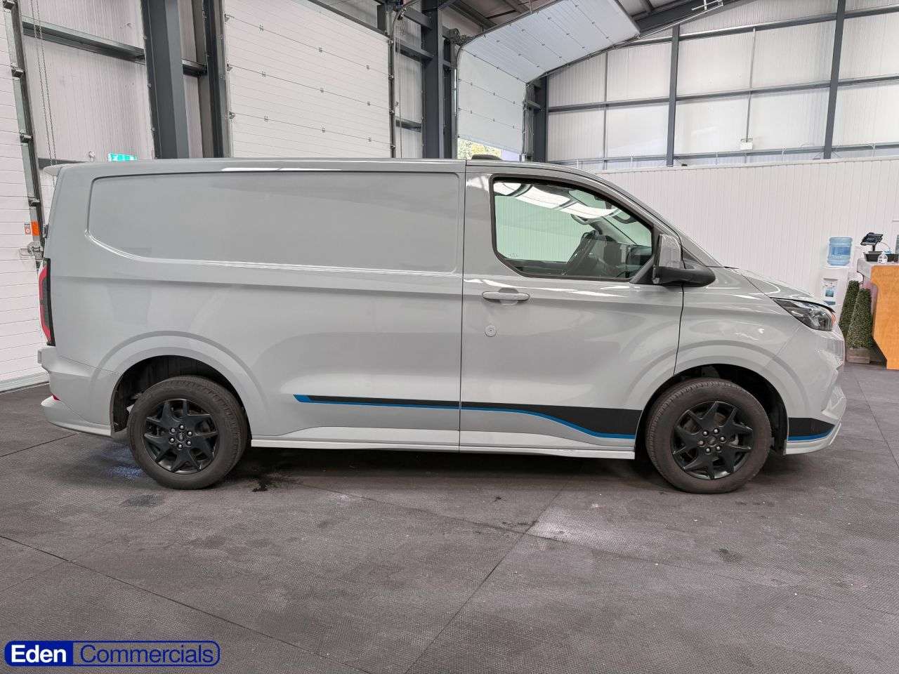 A 2025 FORD TRANSIT CUSTOM 2.0 320 EcoBlue Sport L1 H1 Euro 6 (s/s) (150 ps) A 2025 FORD TRANSIT CUSTOM 2.0 320 EcoBlue Sport L1 H1 Euro 6 (s/s) (150 ps)