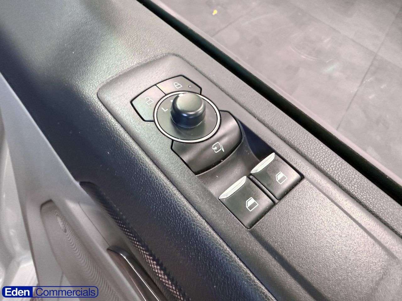 2025 FORD TRANSIT CUSTOM 2025 FORD TRANSIT CUSTOM
