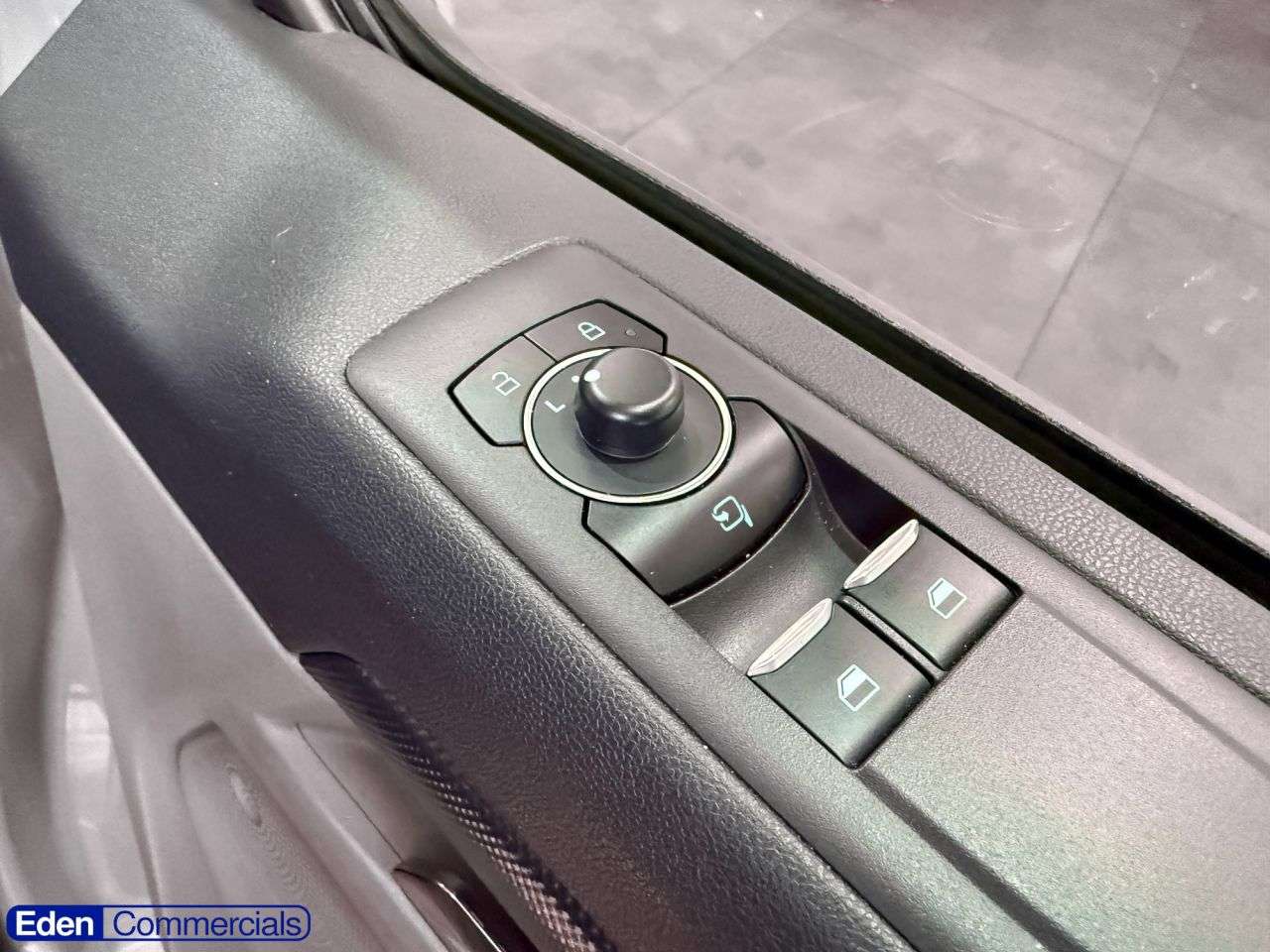 2025 FORD TRANSIT CUSTOM 2025 FORD TRANSIT CUSTOM