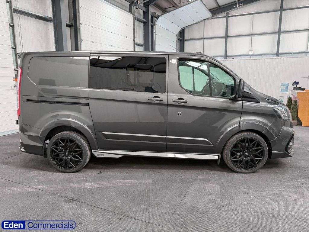 A 2022 FORD TRANSIT CUSTOM 2.0 320 EcoBlue Limited Crew Van Double Cab 5dr Diesel Auto L1 H1 Euro 6 (1 A 2022 FORD TRANSIT CUSTOM 2.0 320 EcoBlue Limited Crew Van Double Cab 5dr Diesel Auto L1 H1 Euro 6 (1