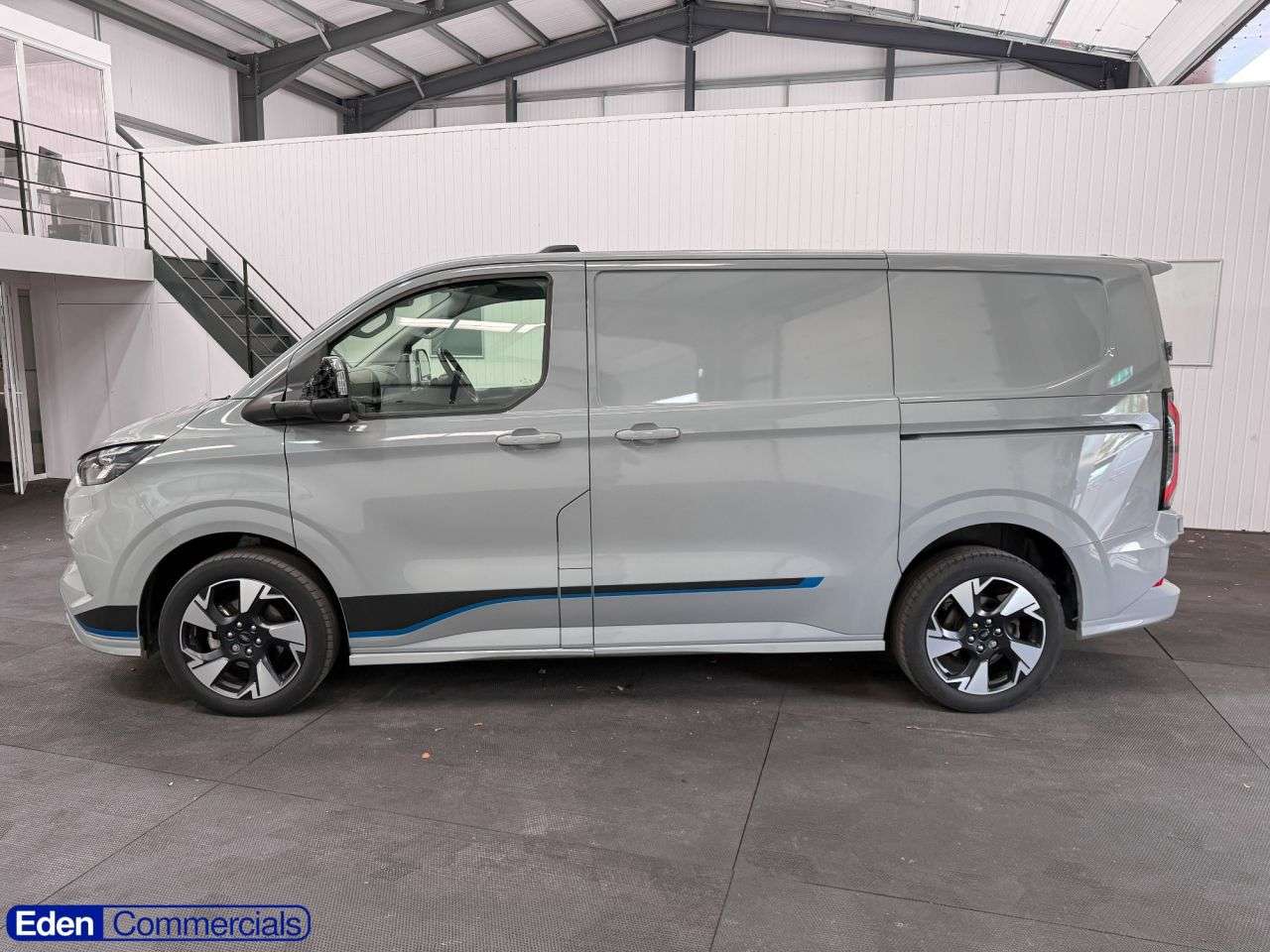 2025 FORD TRANSIT CUSTOM 2025 FORD TRANSIT CUSTOM