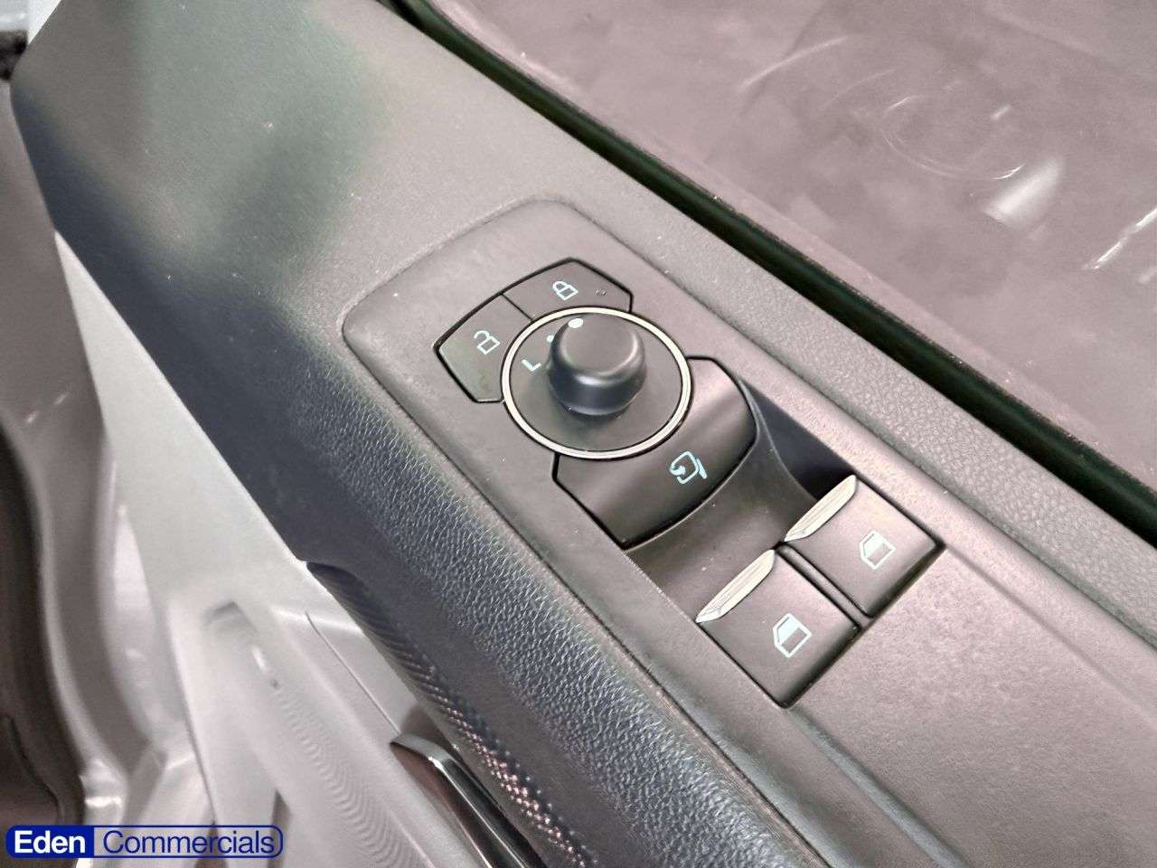 2025 FORD TRANSIT CUSTOM 2025 FORD TRANSIT CUSTOM