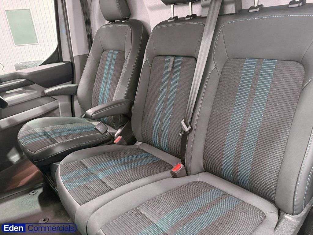 A 2025 FORD TRANSIT CUSTOM 2.0 320 EcoBlue Sport Panel Van 5dr Diesel Auto L1 H1 Euro 6 (s/s) (170 ps) A 2025 FORD TRANSIT CUSTOM 2.0 320 EcoBlue Sport Panel Van 5dr Diesel Auto L1 H1 Euro 6 (s/s) (170 ps)