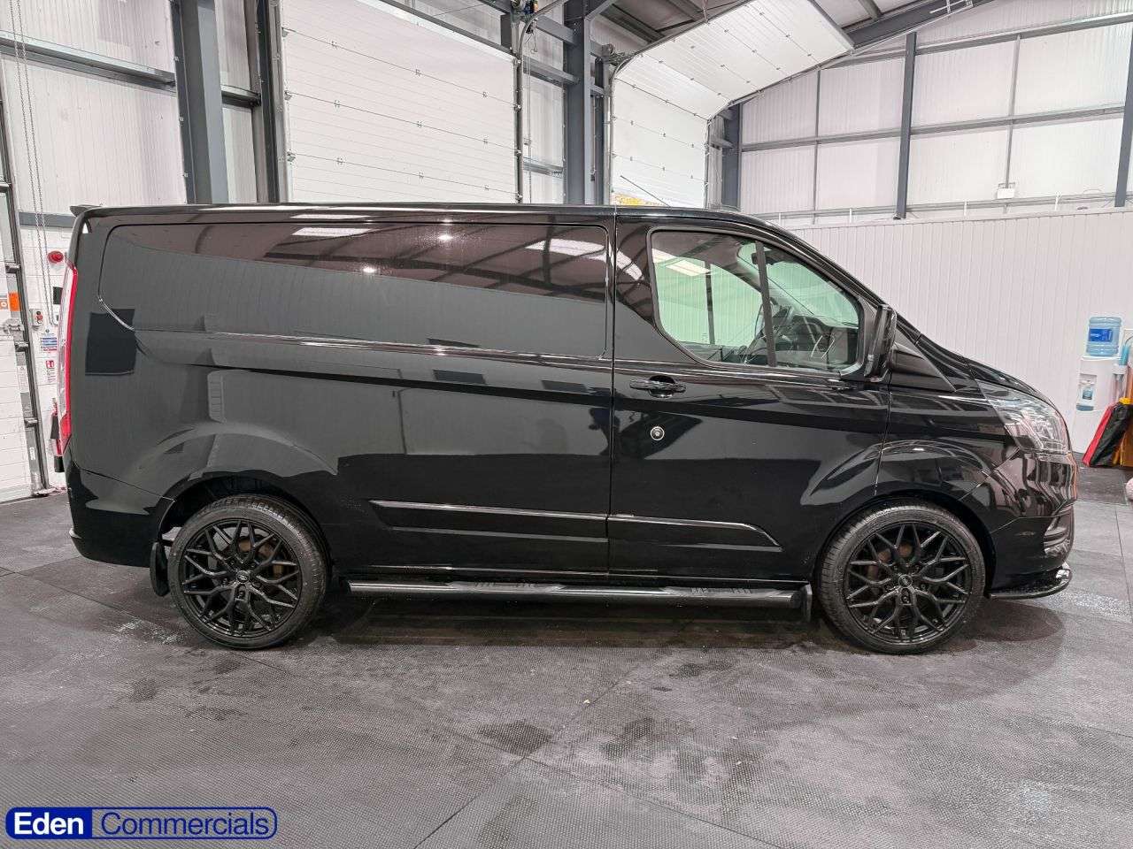A 2023 FORD TRANSIT CUSTOM 2.0 300 EcoBlue Limited L1 H1 Euro 6 (s/s) (130 ps) AIR CON+ HEATED SEATS + A 2023 FORD TRANSIT CUSTOM 2.0 300 EcoBlue Limited L1 H1 Euro 6 (s/s) (130 ps) AIR CON+ HEATED SEATS +