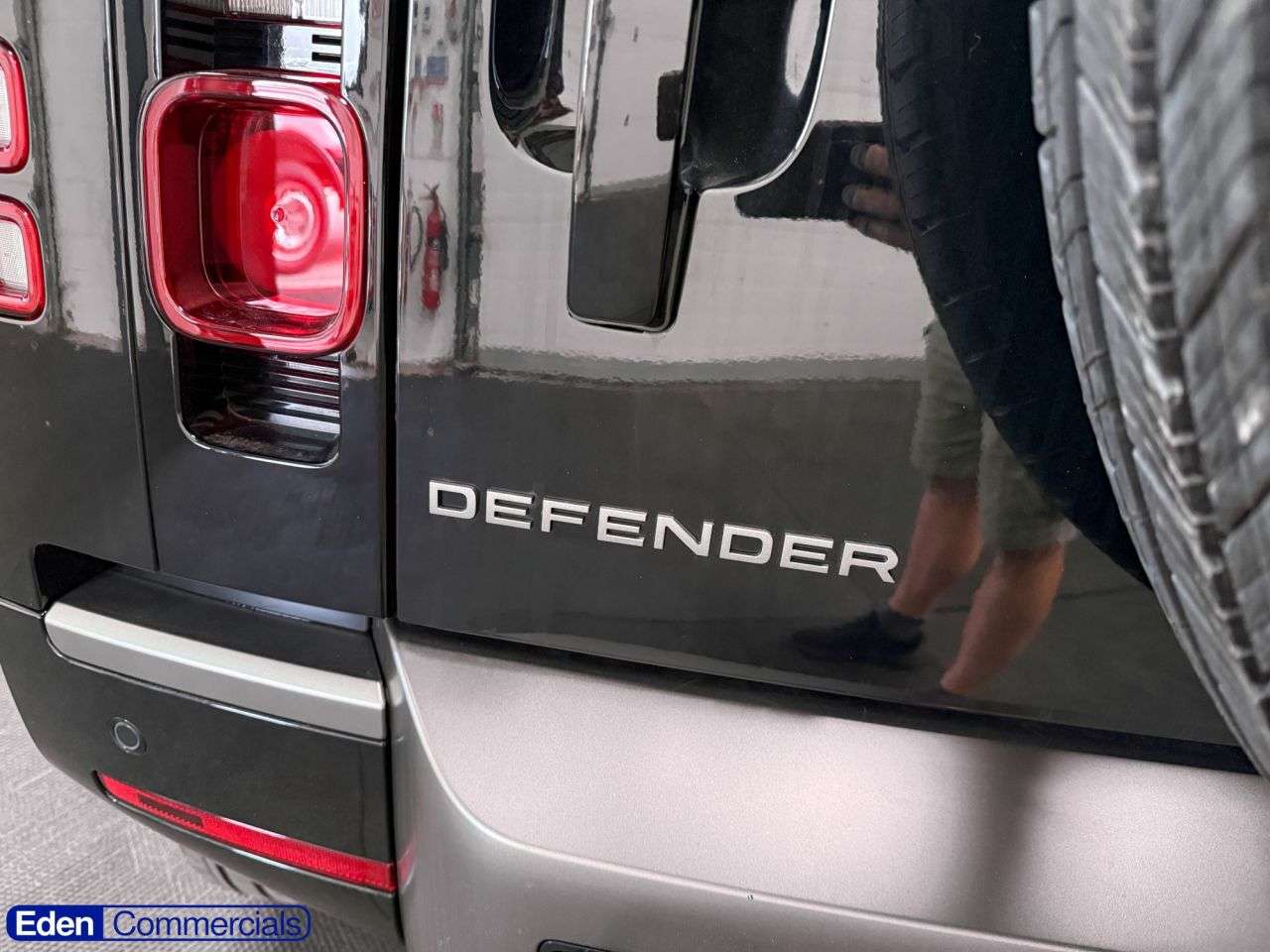2025 LAND ROVER DEFENDER 90 2025 LAND ROVER DEFENDER 90