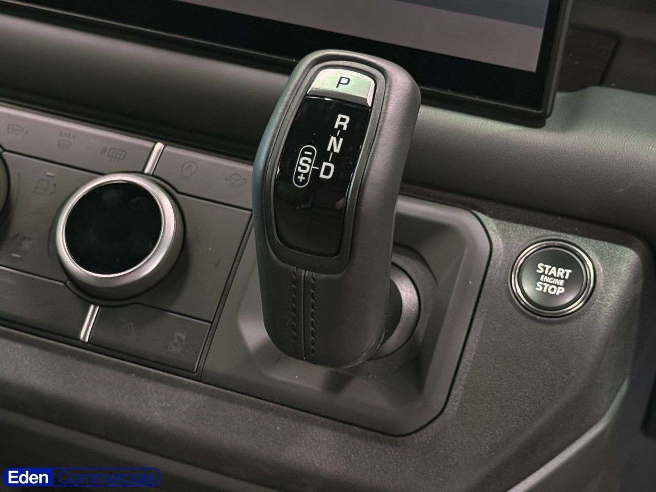 2025 LAND ROVER DEFENDER 90 2025 LAND ROVER DEFENDER 90