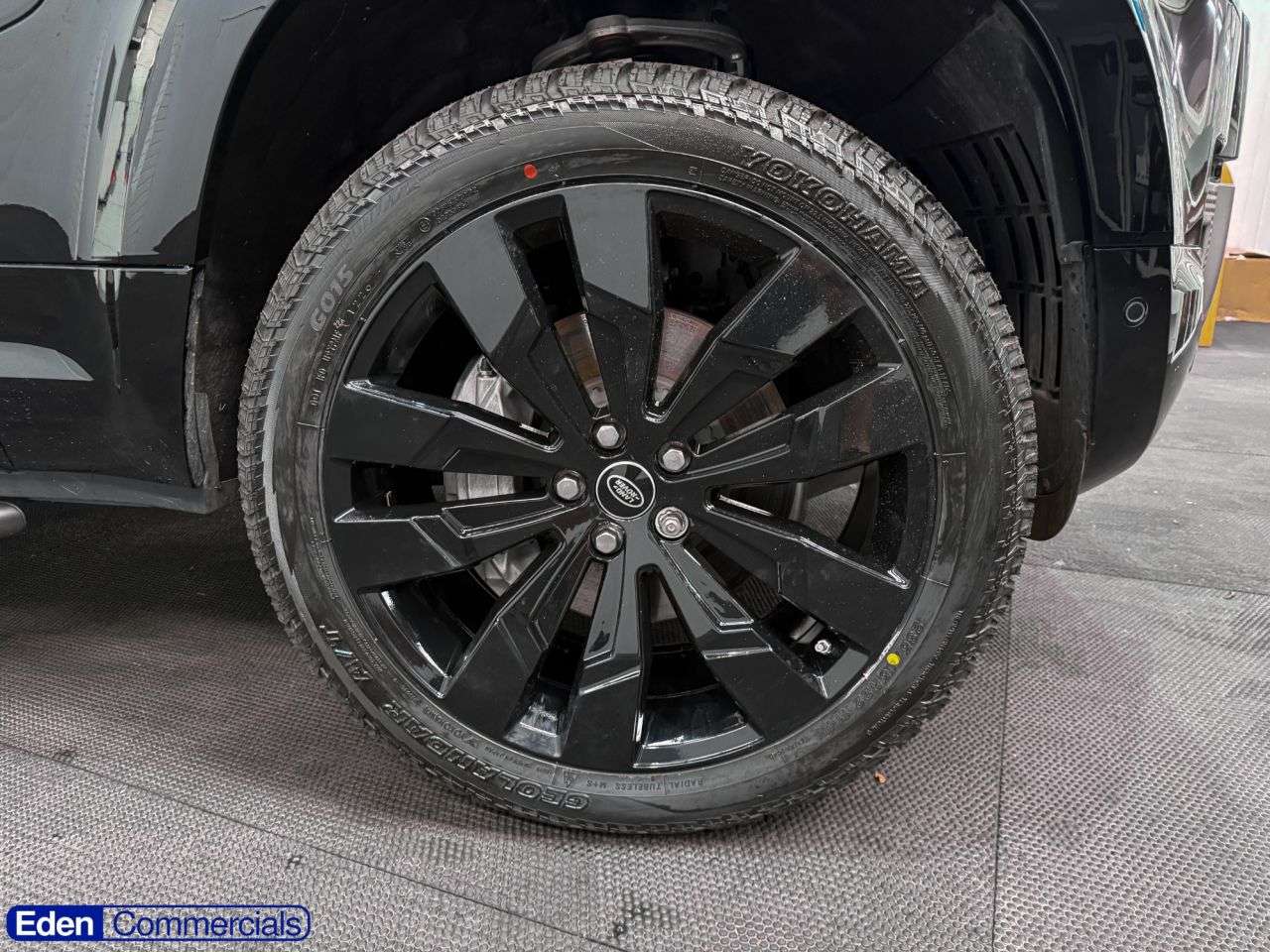 2025 LAND ROVER DEFENDER 90 2025 LAND ROVER DEFENDER 90