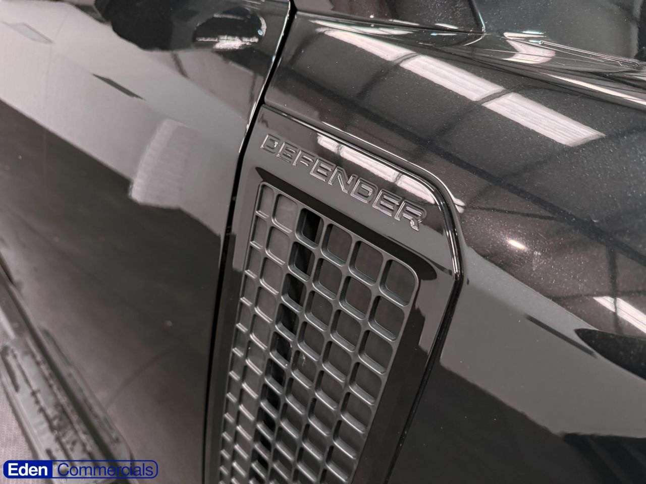 2025 LAND ROVER DEFENDER 90 2025 LAND ROVER DEFENDER 90