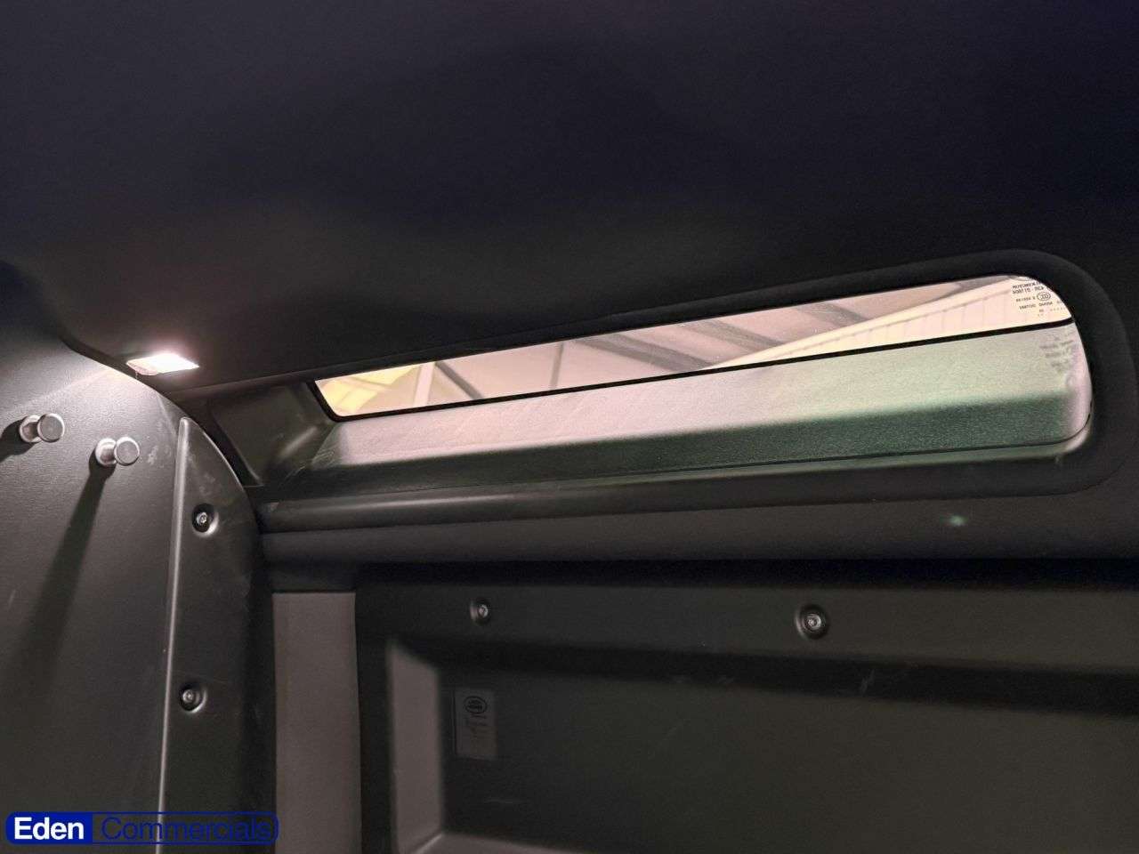 2025 LAND ROVER DEFENDER 90 2025 LAND ROVER DEFENDER 90