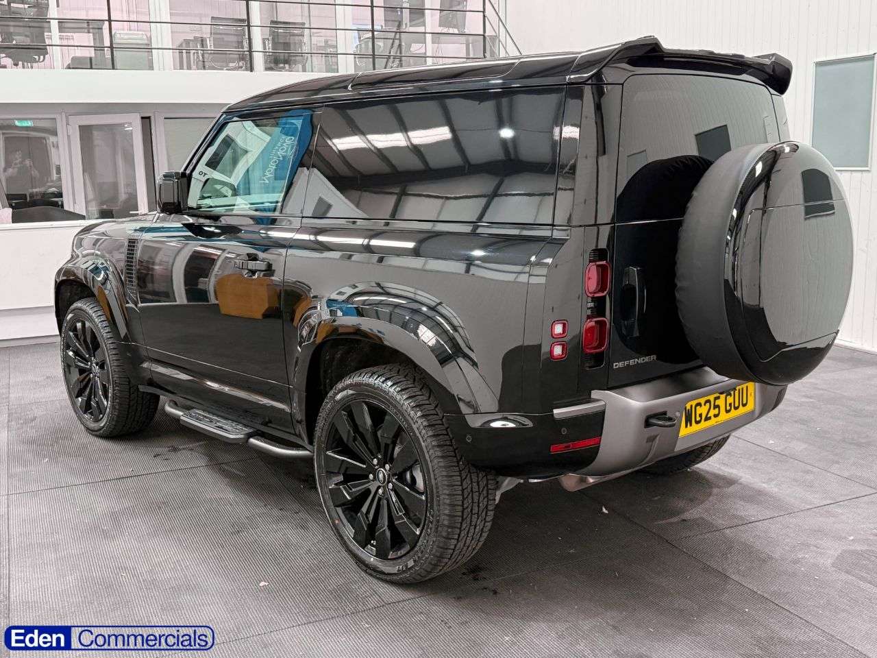 2025 LAND ROVER DEFENDER 90 2025 LAND ROVER DEFENDER 90