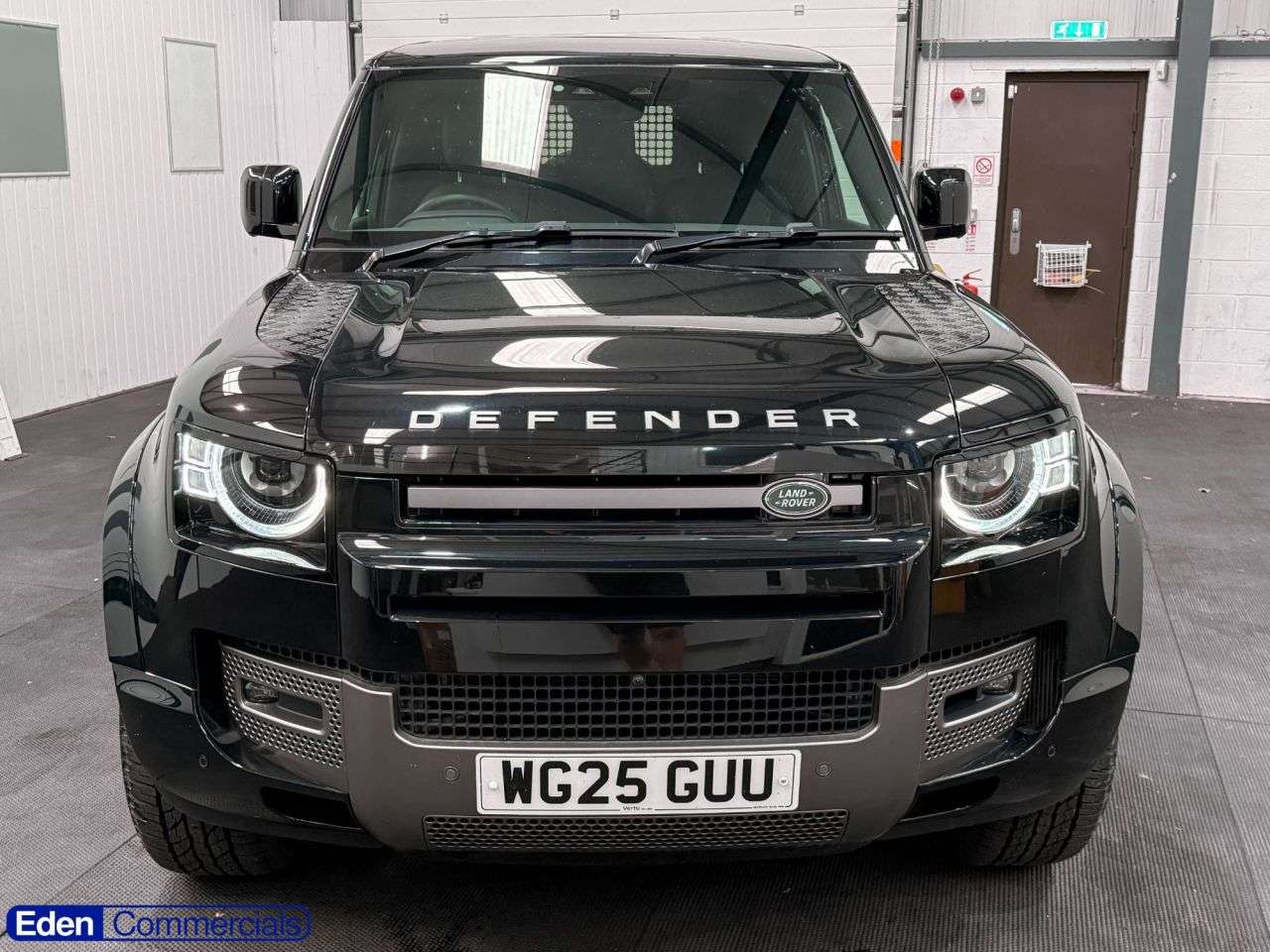 2025 LAND ROVER DEFENDER 90 2025 LAND ROVER DEFENDER 90