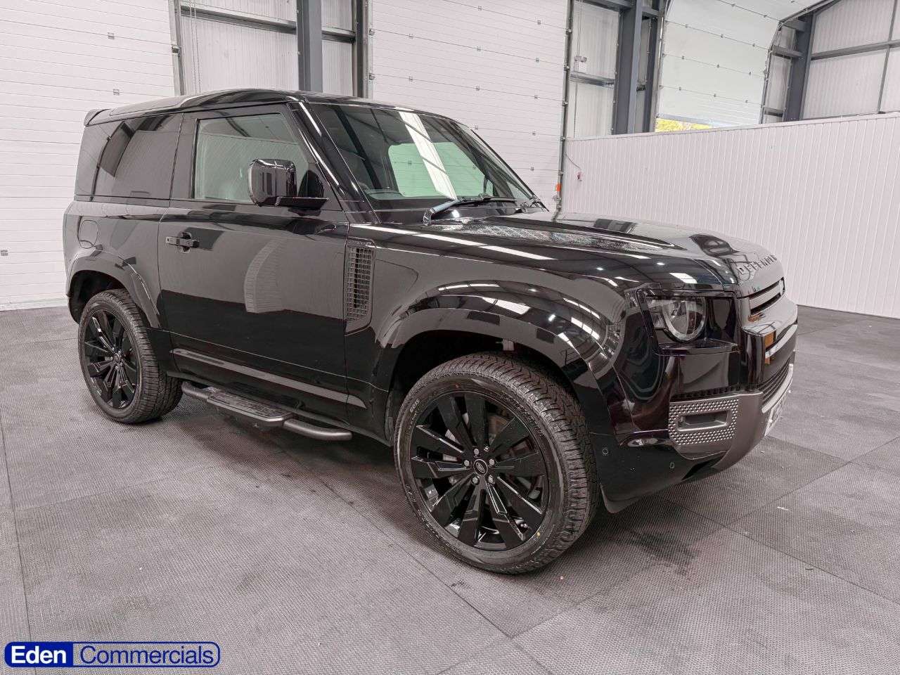 A 2025 LAND ROVER DEFENDER 90 3.0 D350 MHEV X-Dynamic HSE Hard Top SUV 3dr Diesel Auto 4WD SWB Euro 6 (s/ A 2025 LAND ROVER DEFENDER 90 3.0 D350 MHEV X-Dynamic HSE Hard Top SUV 3dr Diesel Auto 4WD SWB Euro 6 (s/