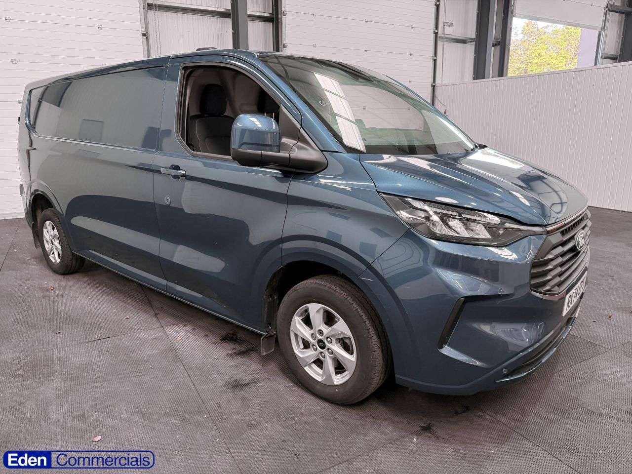 A 2024 FORD TRANSIT CUSTOM 2.0 320 EcoBlue Limited Panel Van 5dr Diesel Manual L2 H1 Euro 6 (s/s) (136 A 2024 FORD TRANSIT CUSTOM 2.0 320 EcoBlue Limited Panel Van 5dr Diesel Manual L2 H1 Euro 6 (s/s) (136