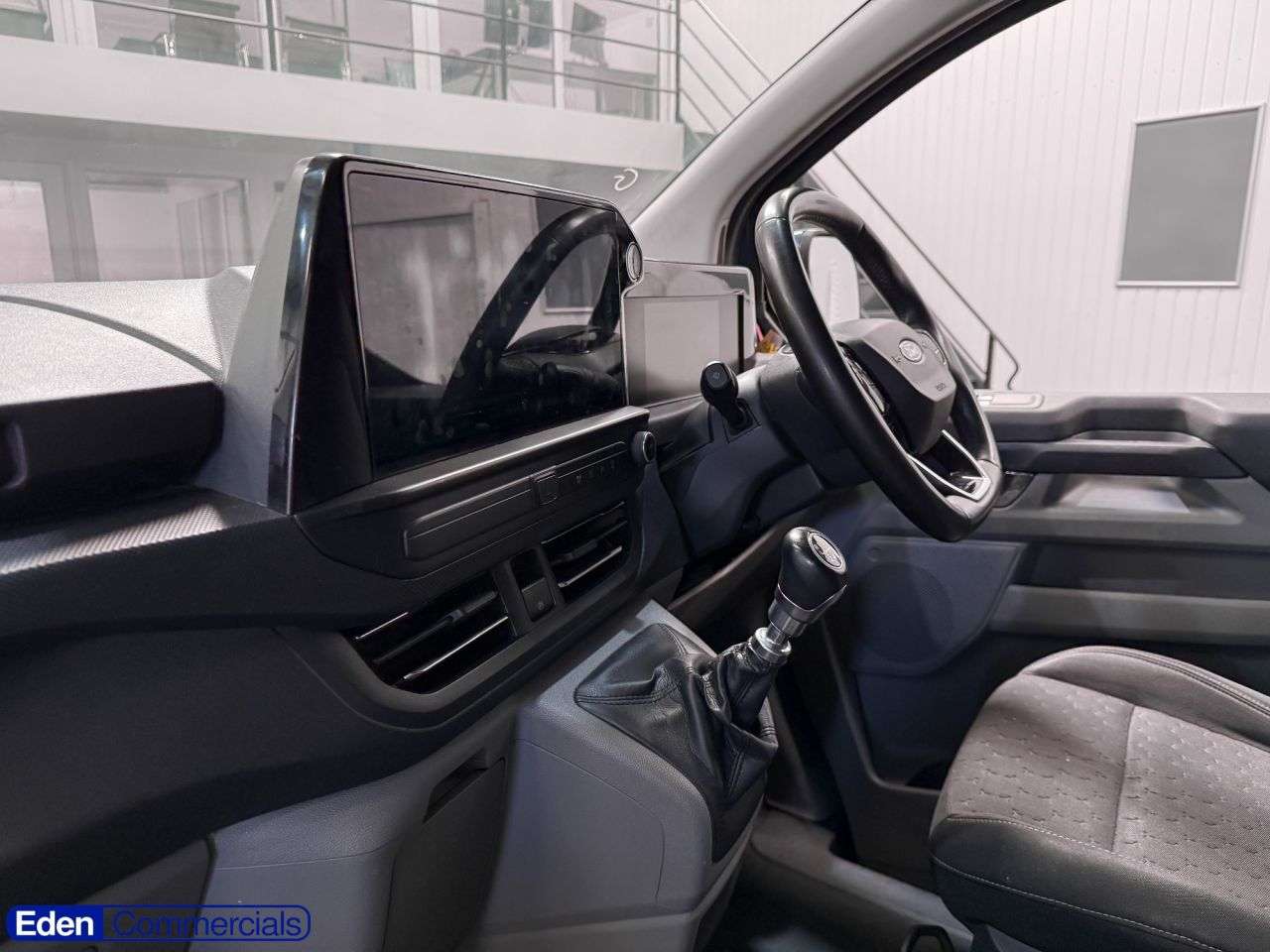 A 2024 FORD TRANSIT CUSTOM 2.0 320 EcoBlue Limited Panel Van 5dr Diesel Manual L2 H1 Euro 6 (s/s) (136 A 2024 FORD TRANSIT CUSTOM 2.0 320 EcoBlue Limited Panel Van 5dr Diesel Manual L2 H1 Euro 6 (s/s) (136