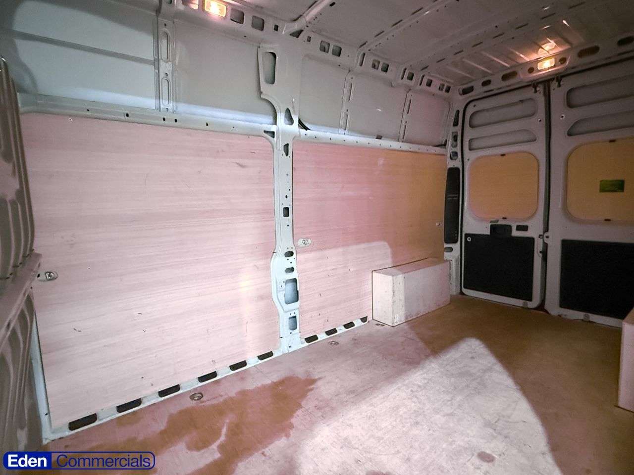 A 2025 PEUGEOT BOXER 2.2 BlueHDi 335 Professional L3 H3 Euro 6 (s/s) (140 ps) PEUGEOT WARRANTY M A 2025 PEUGEOT BOXER 2.2 BlueHDi 335 Professional L3 H3 Euro 6 (s/s) (140 ps) PEUGEOT WARRANTY M
