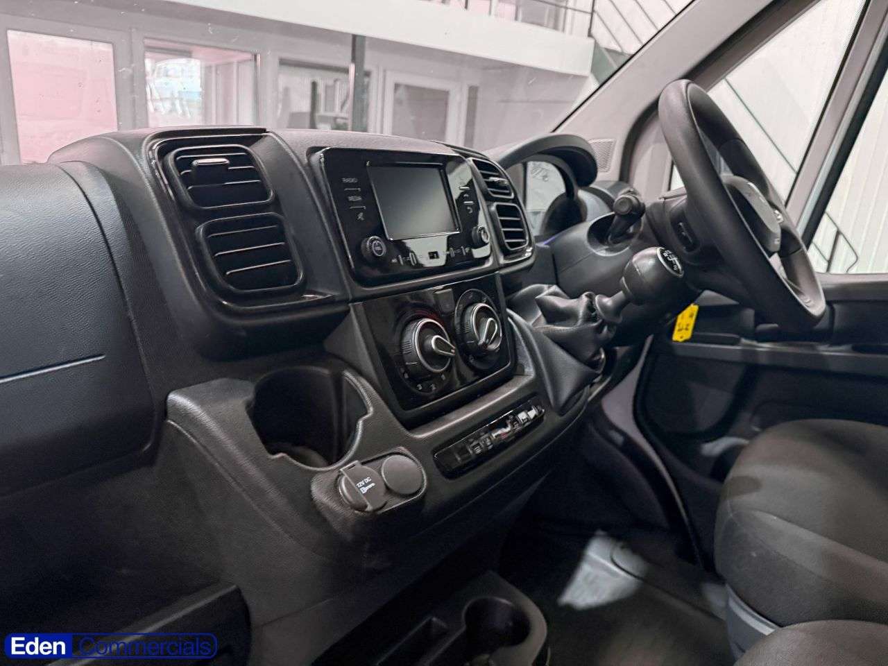 A 2025 PEUGEOT BOXER 2.2 BlueHDi 335 Professional L3 H3 Euro 6 (s/s) (140 ps) PEUGEOT WARRANTY M A 2025 PEUGEOT BOXER 2.2 BlueHDi 335 Professional L3 H3 Euro 6 (s/s) (140 ps) PEUGEOT WARRANTY M