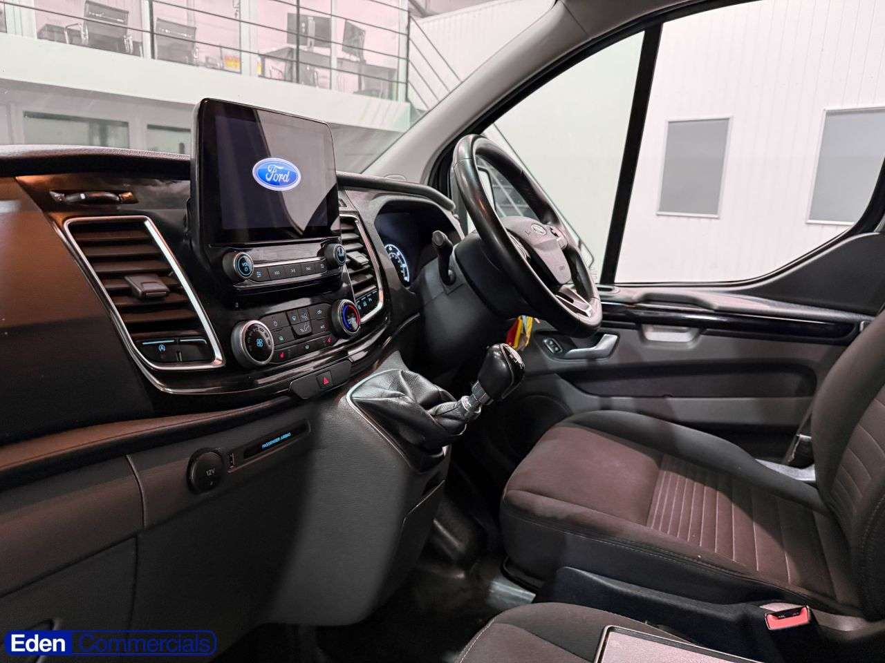 A 2023 FORD TRANSIT CUSTOM 2.0 280 EcoBlue Limited L1 H1 Euro 6 (s/s) (130 ps) OVER 200 VEHICLES ON SI A 2023 FORD TRANSIT CUSTOM 2.0 280 EcoBlue Limited L1 H1 Euro 6 (s/s) (130 ps) OVER 200 VEHICLES ON SI