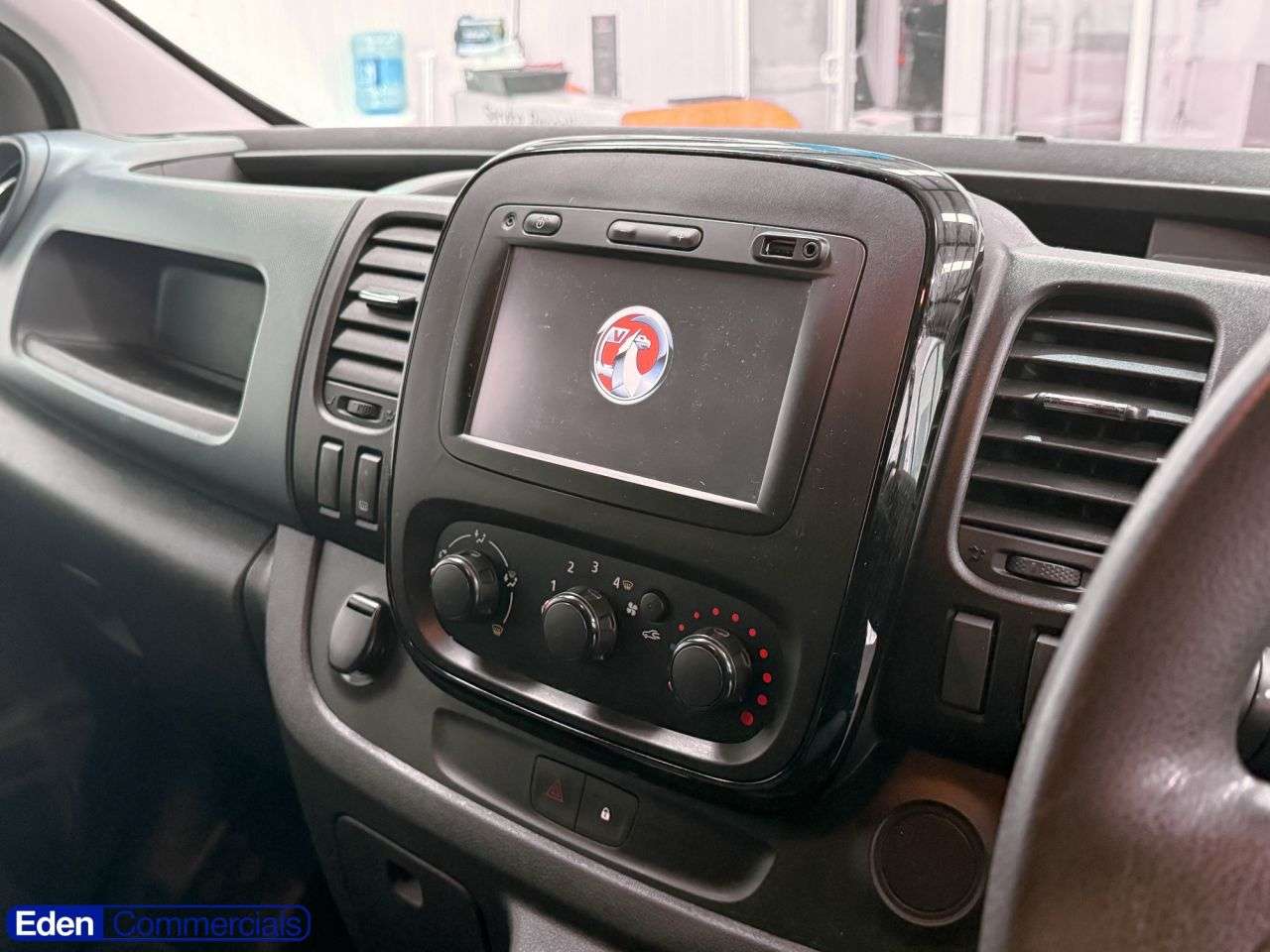 2017 VAUXHALL VIVARO 2017 VAUXHALL VIVARO