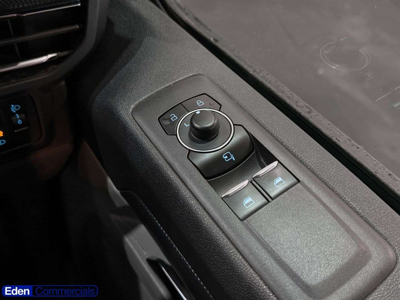 2025 FORD TRANSIT CUSTOM 2025 FORD TRANSIT CUSTOM