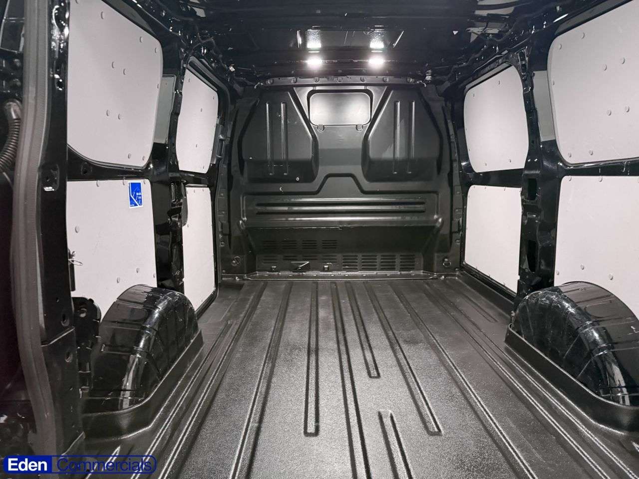 A 2025 FORD TRANSIT CUSTOM 2.0 280 EcoBlue Limited L1 H1 Euro 6 (s/s) (136 ps) FORD WARRANTY 2028 A 2025 FORD TRANSIT CUSTOM 2.0 280 EcoBlue Limited L1 H1 Euro 6 (s/s) (136 ps) FORD WARRANTY 2028