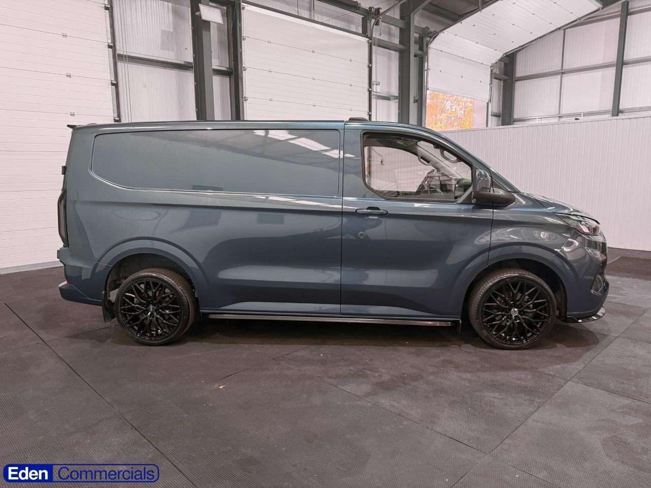 A 2025 FORD TRANSIT CUSTOM 2.0 280 EcoBlue Limited Panel Van 5dr Diesel Manual L1 H1 Euro 6 (s/s) (136 A 2025 FORD TRANSIT CUSTOM 2.0 280 EcoBlue Limited Panel Van 5dr Diesel Manual L1 H1 Euro 6 (s/s) (136