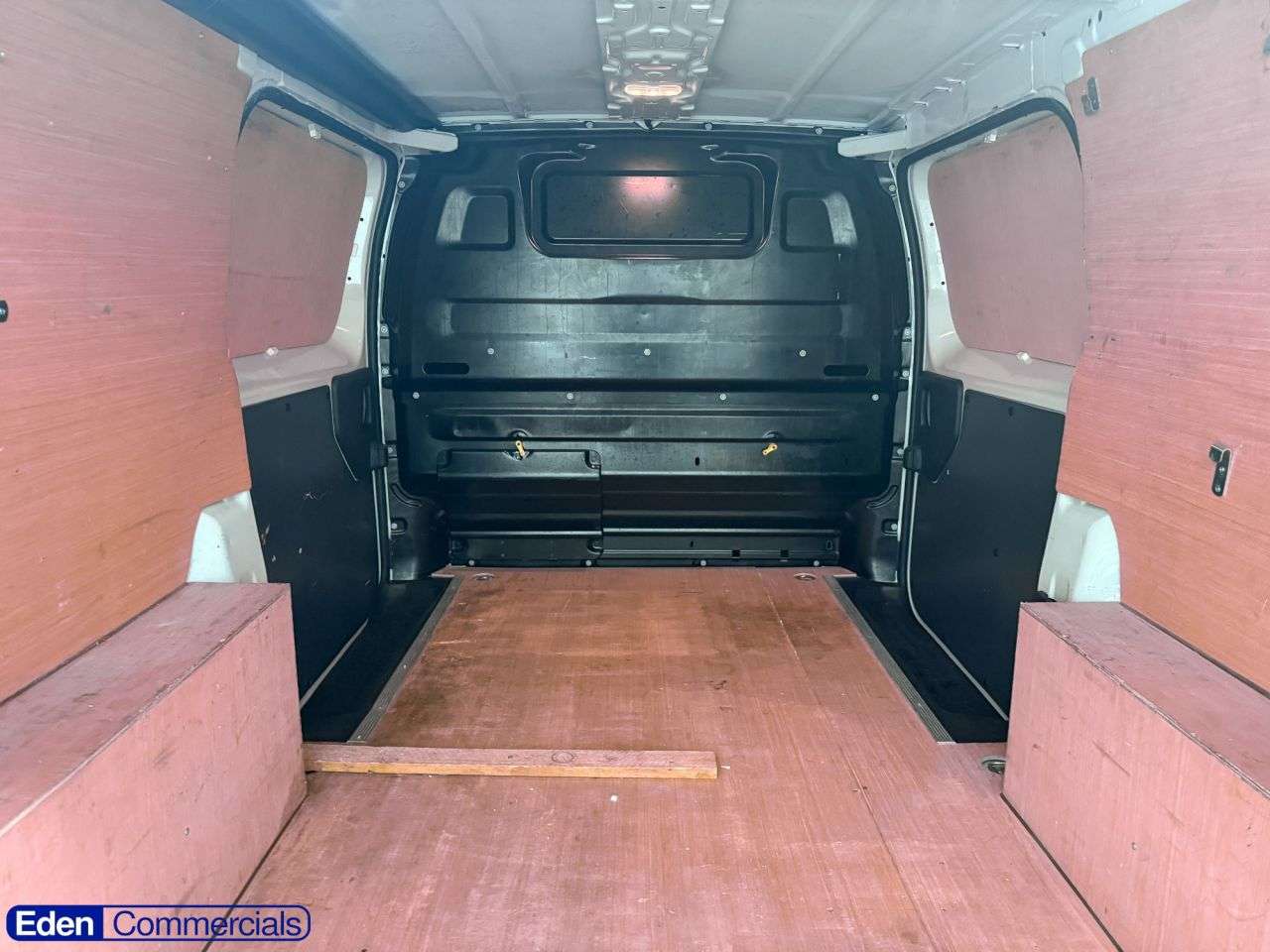 A 2022 PEUGEOT EXPERT 2.0 BlueHDi 1400 Professional Premium Standard Manual MWB Euro 6 (s/s) (145 A 2022 PEUGEOT EXPERT 2.0 BlueHDi 1400 Professional Premium Standard Manual MWB Euro 6 (s/s) (145