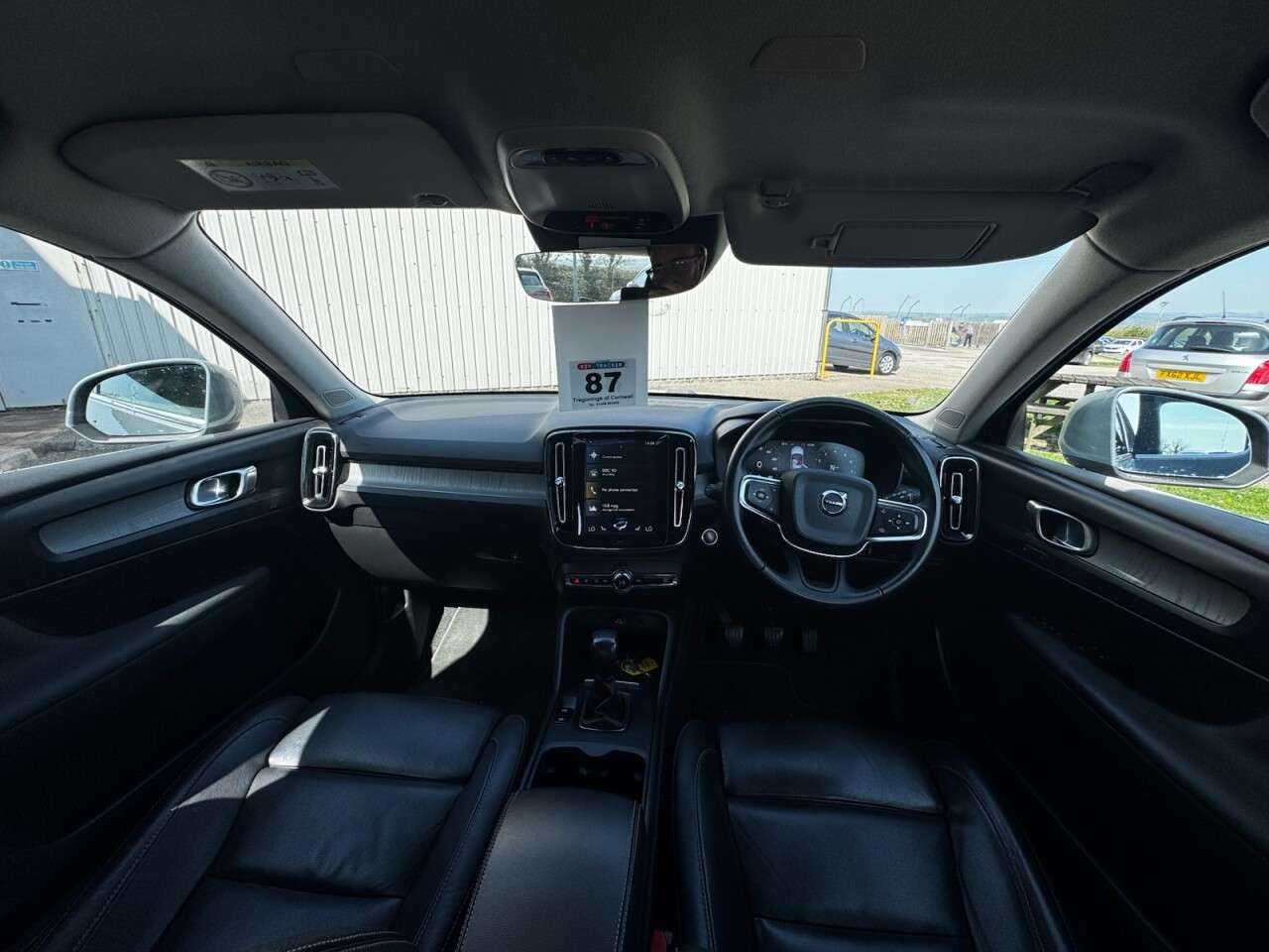 2020 VOLVO XC40 2020 VOLVO XC40