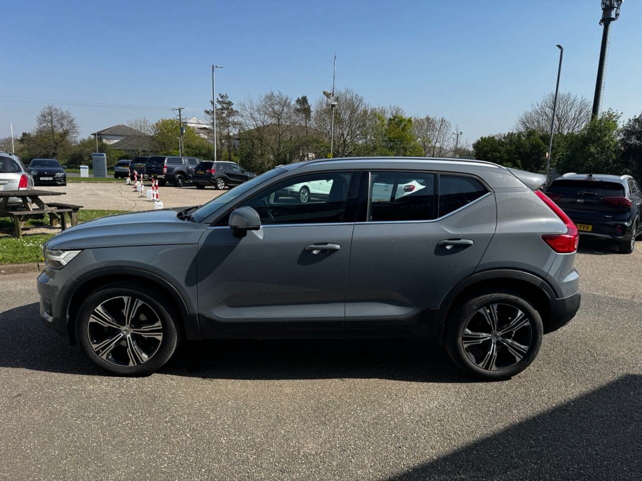 2020 VOLVO XC40 2020 VOLVO XC40