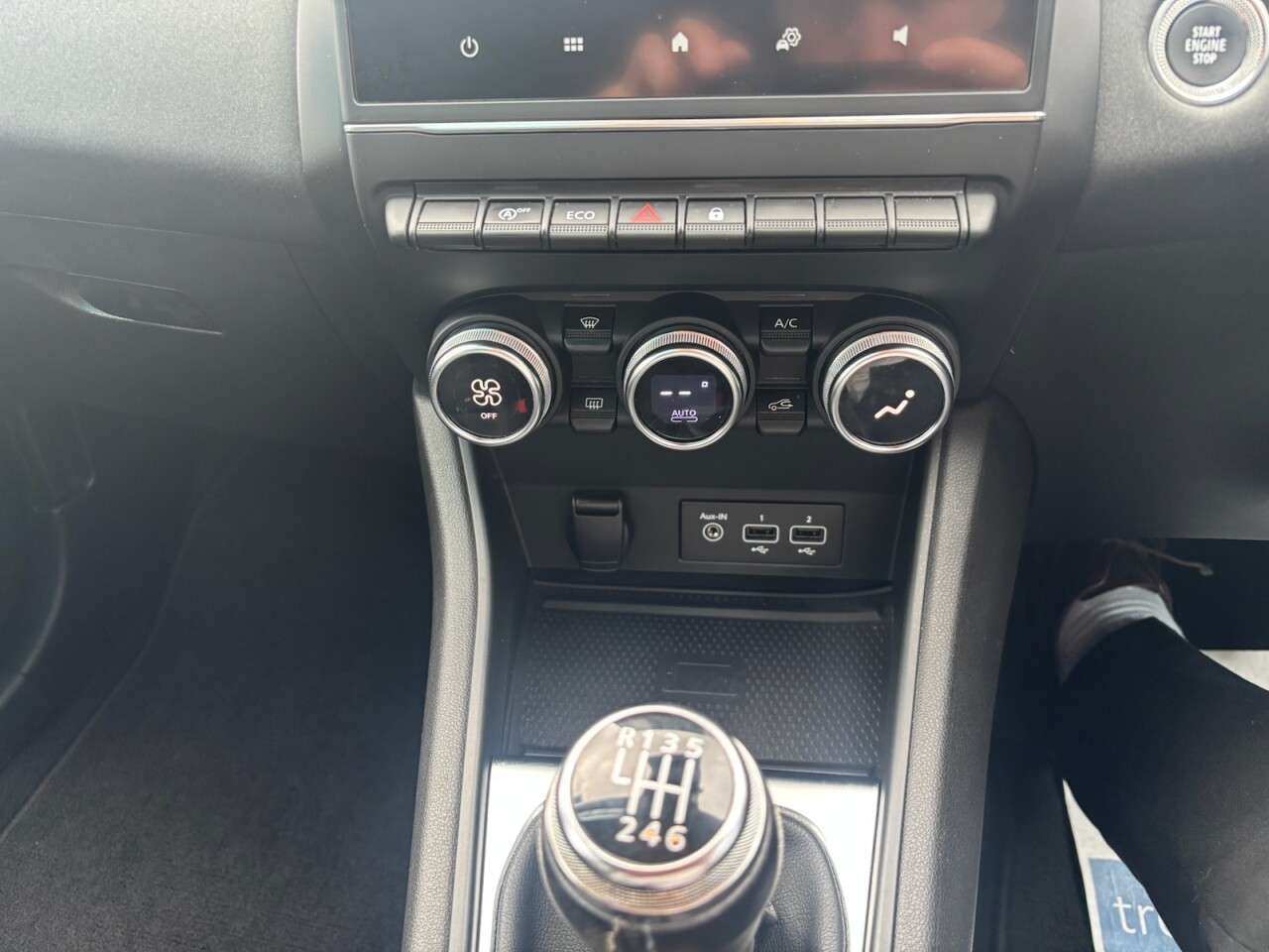 2022 RENAULT CAPTUR 2022 RENAULT CAPTUR