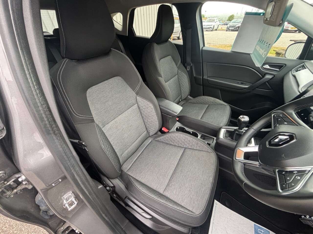 2022 RENAULT CAPTUR 2022 RENAULT CAPTUR