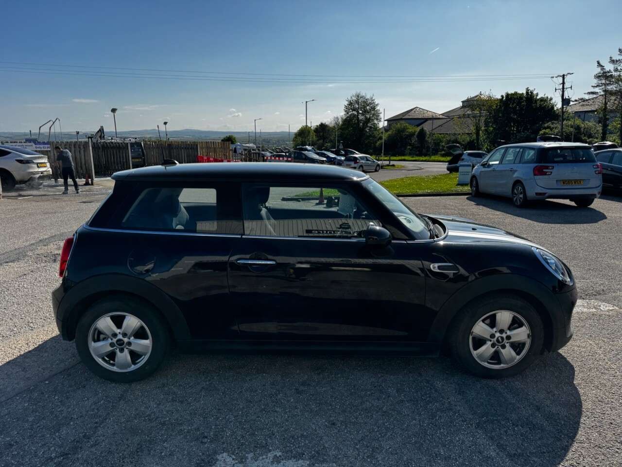 A 2018 MINI MINI COOPER A 2018 MINI MINI COOPER