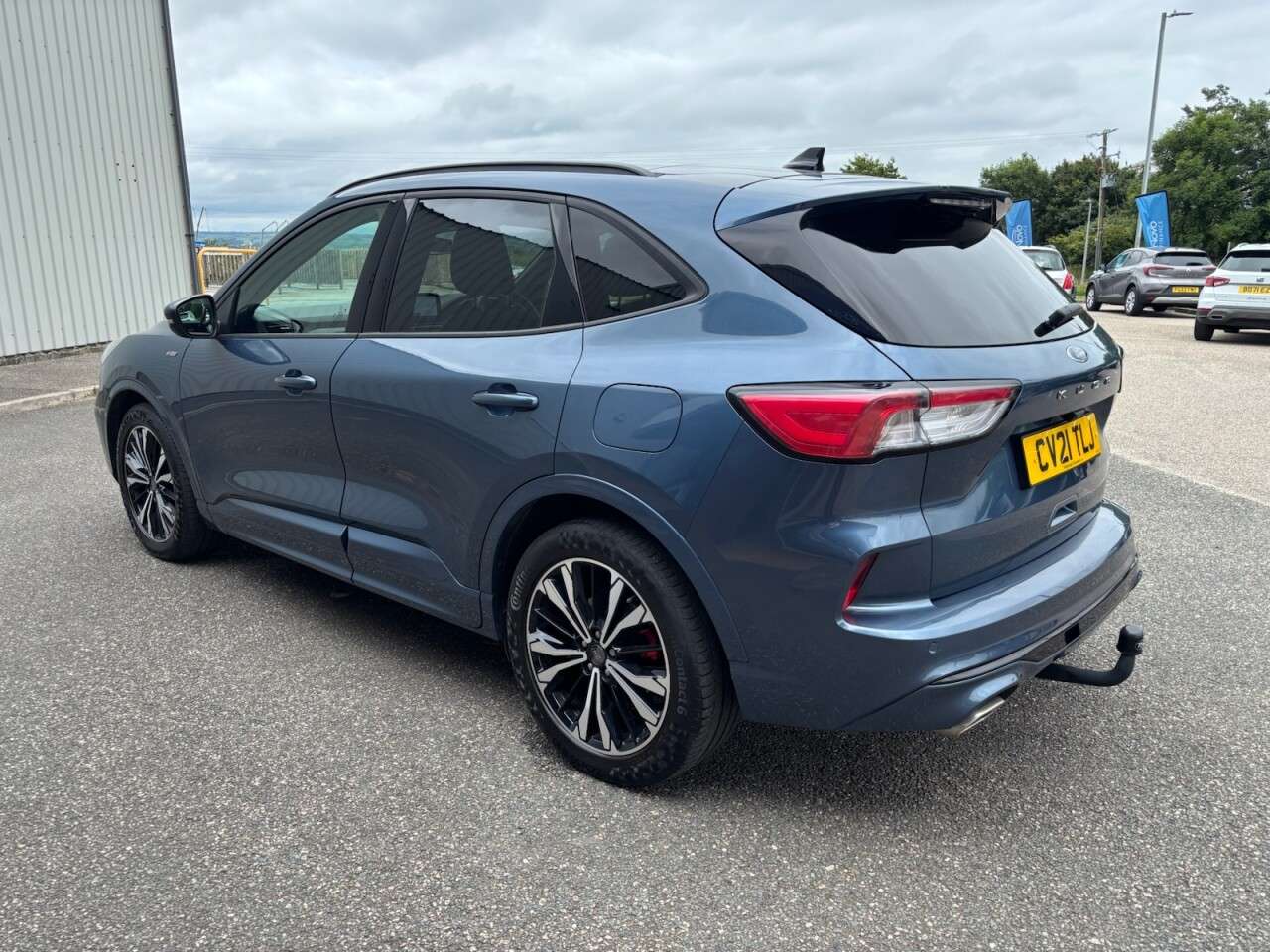 A 2021 FORD KUGA 1.5T EcoBoost ST-Line X Edition SUV 5dr Petrol Manual Euro 6 (s/s) (150 ps) A 2021 FORD KUGA 1.5T EcoBoost ST-Line X Edition SUV 5dr Petrol Manual Euro 6 (s/s) (150 ps)