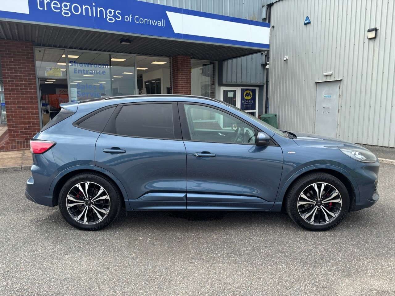 A 2021 FORD KUGA 1.5T EcoBoost ST-Line X Edition SUV 5dr Petrol Manual Euro 6 (s/s) (150 ps) A 2021 FORD KUGA 1.5T EcoBoost ST-Line X Edition SUV 5dr Petrol Manual Euro 6 (s/s) (150 ps)