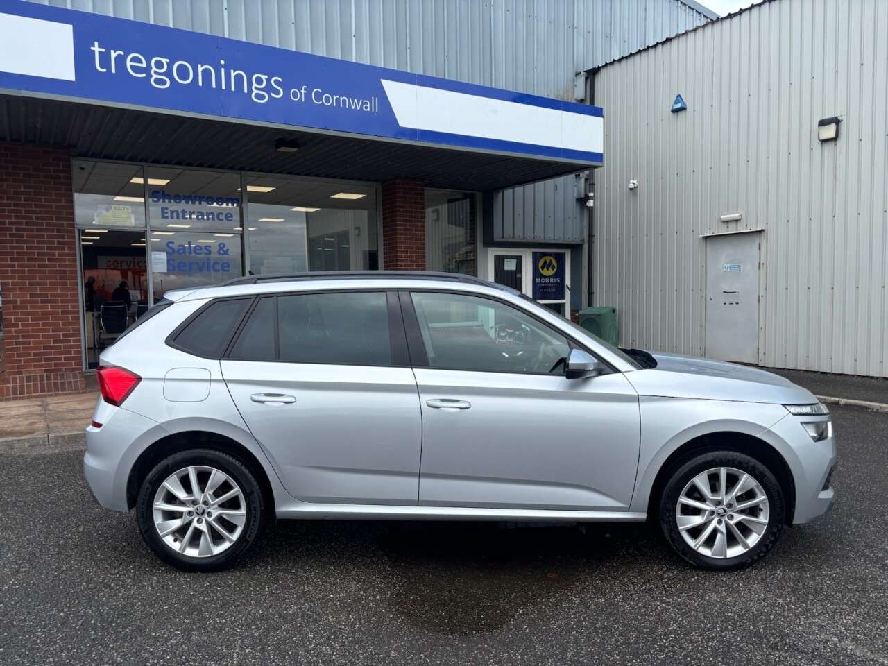 A 2023 SKODA KAMIQ 1.0 TSI SE Drive SUV 5dr Petrol Manual Euro 6 (s/s) (95 ps) A 2023 SKODA KAMIQ 1.0 TSI SE Drive SUV 5dr Petrol Manual Euro 6 (s/s) (95 ps)