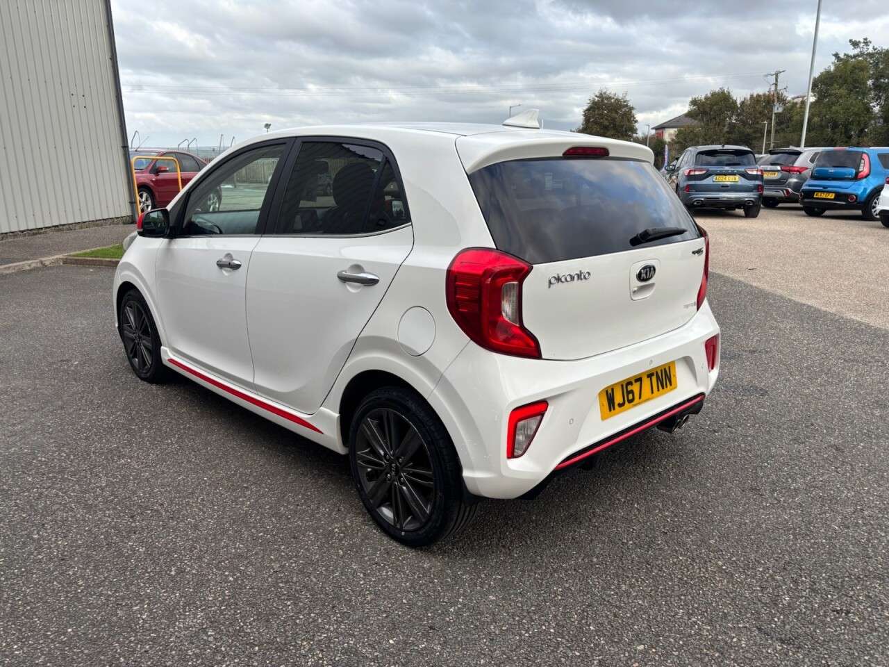 A 2017 KIA PICANTO 1.25 GT-Line S Hatchback 5dr Petrol Manual Euro 6 (83 bhp) A 2017 KIA PICANTO 1.25 GT-Line S Hatchback 5dr Petrol Manual Euro 6 (83 bhp)