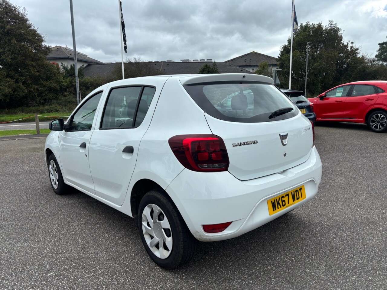 A 2017 DACIA SANDERO 1.0 SCe Ambiance Hatchback 5dr Petrol Manual Euro 6 (75 ps) A 2017 DACIA SANDERO 1.0 SCe Ambiance Hatchback 5dr Petrol Manual Euro 6 (75 ps)