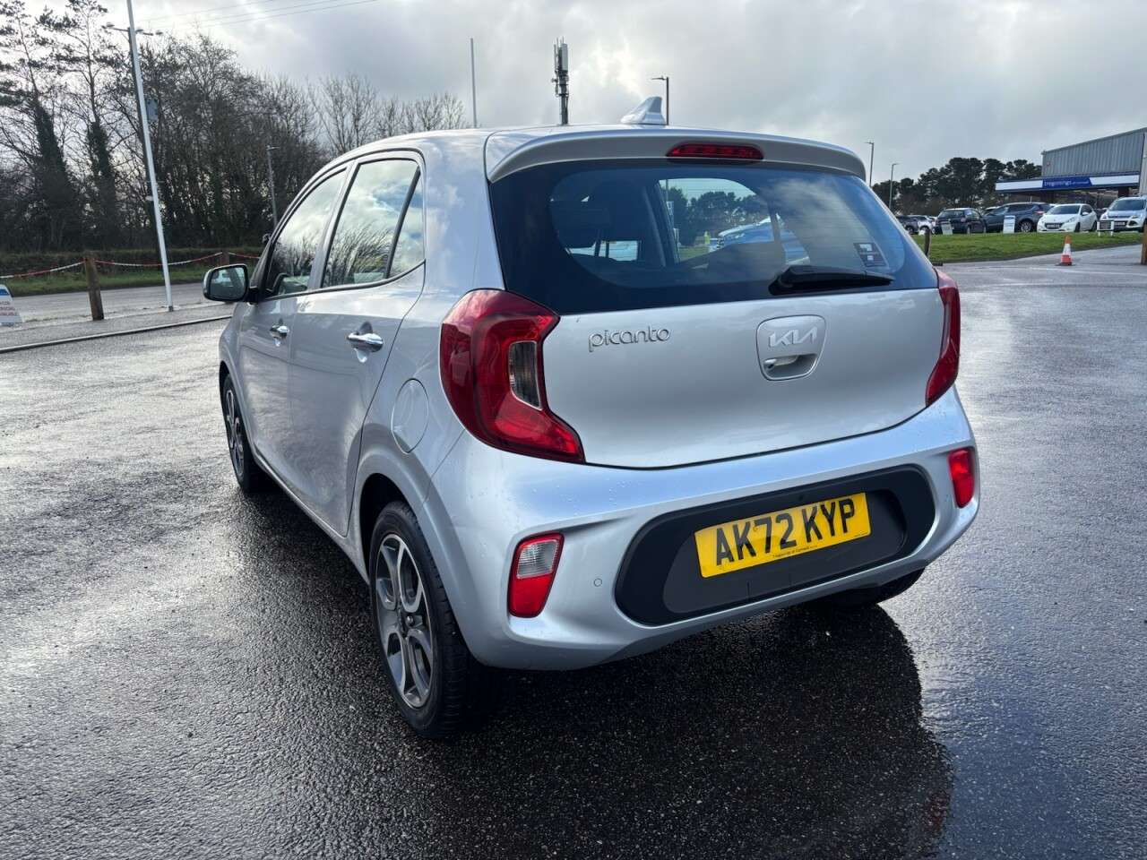 A 2022 KIA PICANTO 1.0 DPi 3 Hatchback 5dr Petrol AMT Euro 6 (s/s) (66 bhp) A 2022 KIA PICANTO 1.0 DPi 3 Hatchback 5dr Petrol AMT Euro 6 (s/s) (66 bhp)